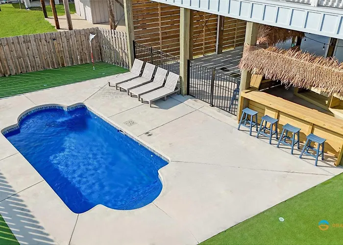 Private Pool & Short Walk To - Free Activities Holiday home *